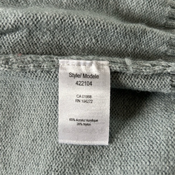 Women’s knit sweater/pants set in powder blue. Sold separately or as a set. - Picture 9 of 12